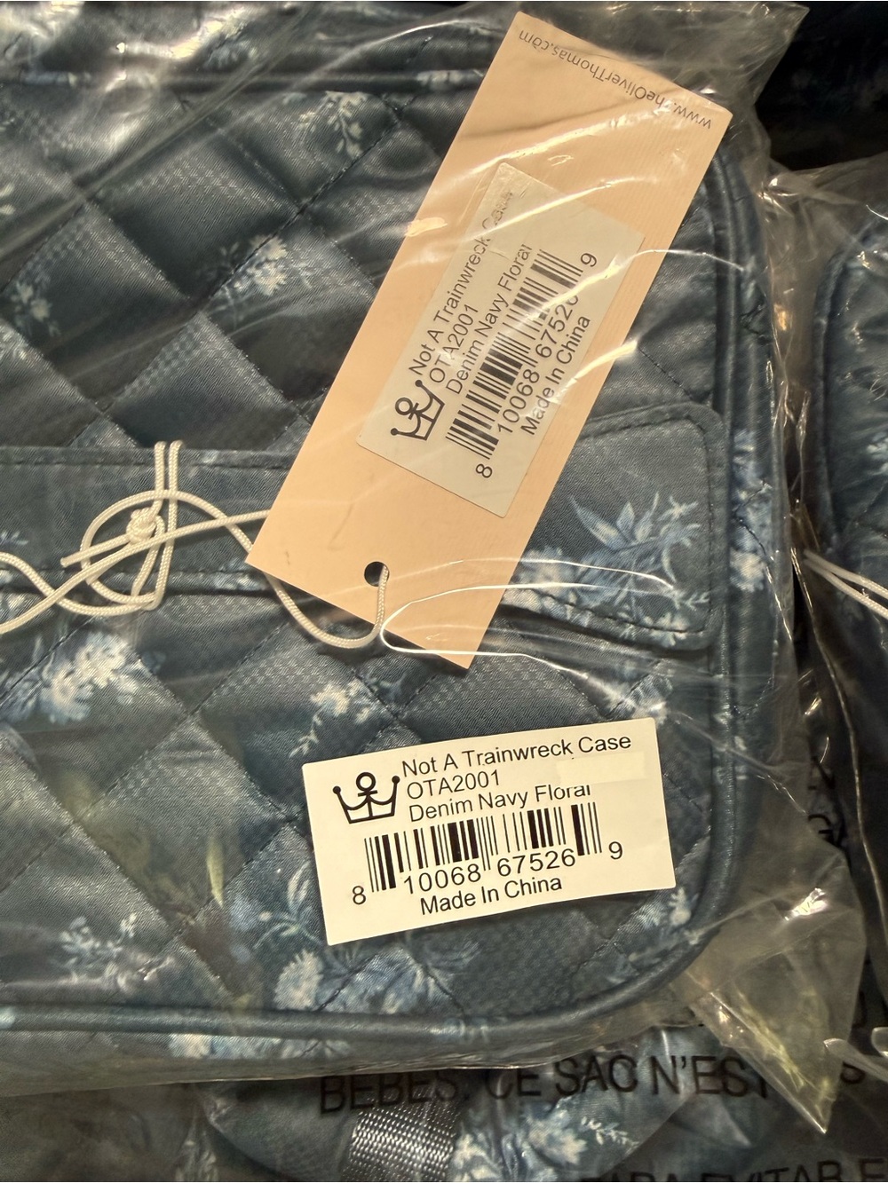 NWT Oliver Thomas Lot-Tote Duffle Trainwreck & Cosmetic Case Denim Navy Floral - Picture 8 of 10